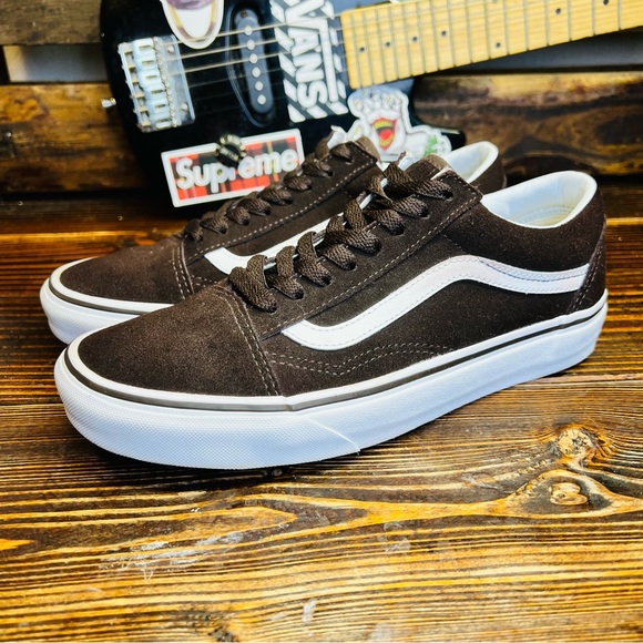 Vans Shoes - VANS Old Skool Chocolate Brown Low Top Sneakers LIKE NEW